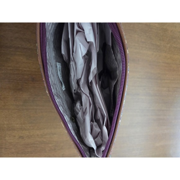 Sakroots Flat Crossbody Purse Artist Circle Mulberry Treehouse - Picture 7 of 16